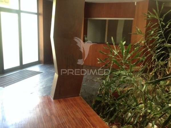 Escritório no Centro da Cidade de Vila Nova de Gaia, Porto - Grande imagem: 5/16