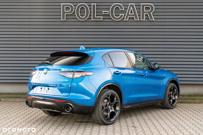 Alfa Romeo Stelvio 2.0 Turbo Veloce Q4 - 13