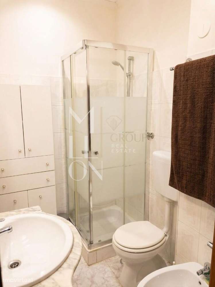 Apartamento T1 com 57,60 m2, situado em Oeiras, numa zona tranquila-9