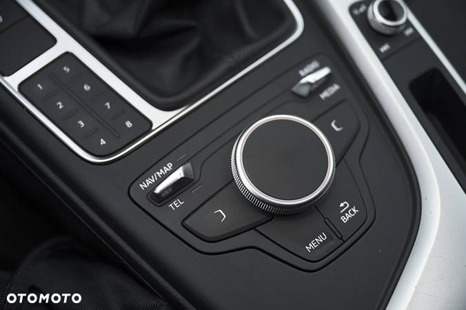 Audi A4 Avant 2.0 TDI ultra design - 33