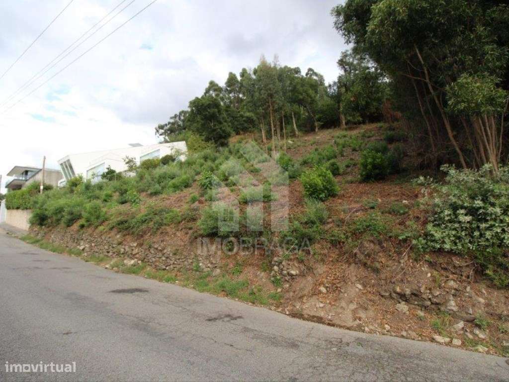 Terreno para Construção de Moradia Individual | Tenões - Braga-35