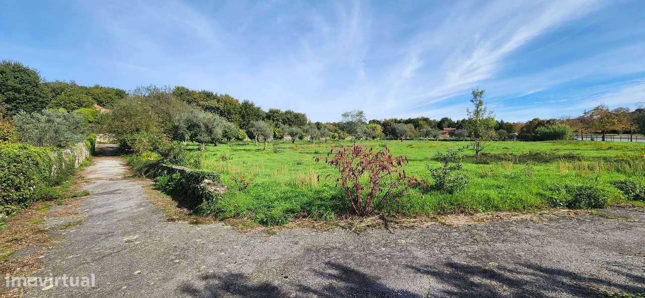 Terreno Urbanizável em Viseu junto ao Hospital - Grande imagem: 2/6