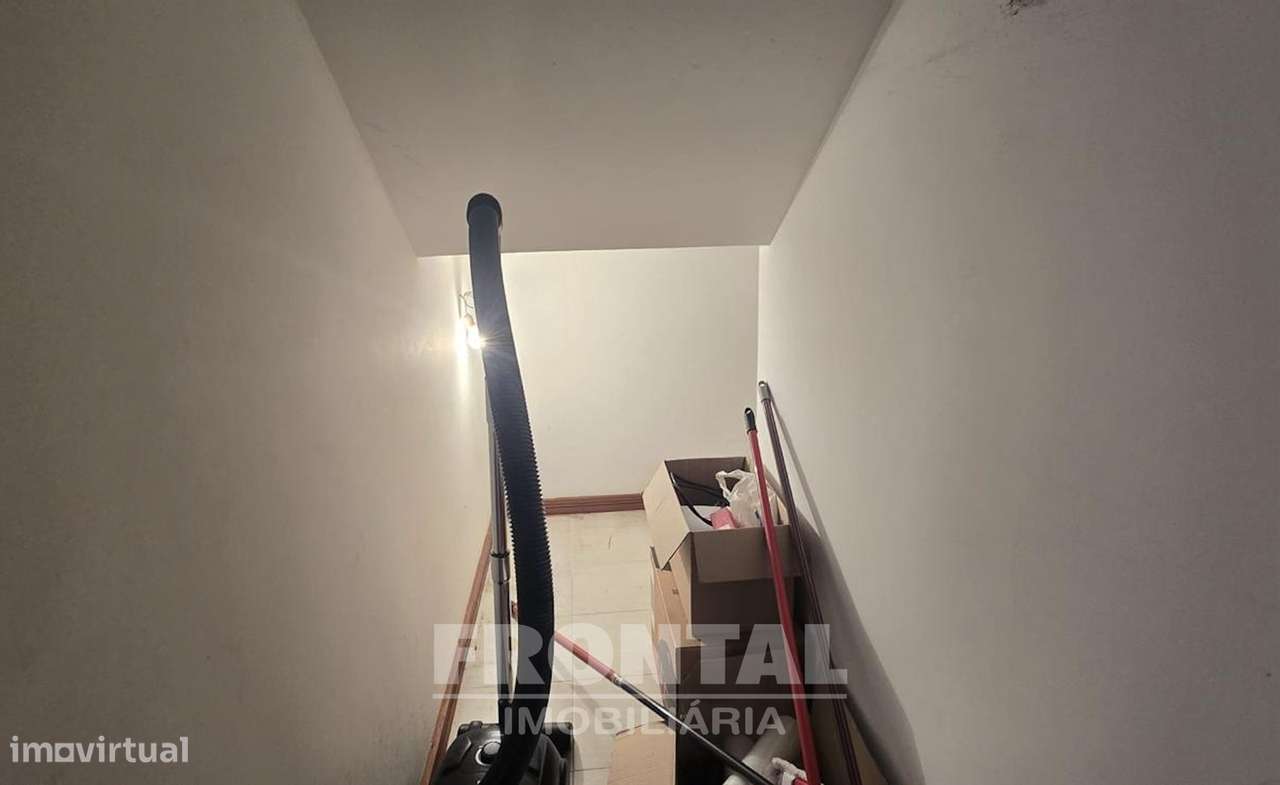 T3 Duplex em Condomínio Fechado com Piscina | Lavra, Matosinhos-16