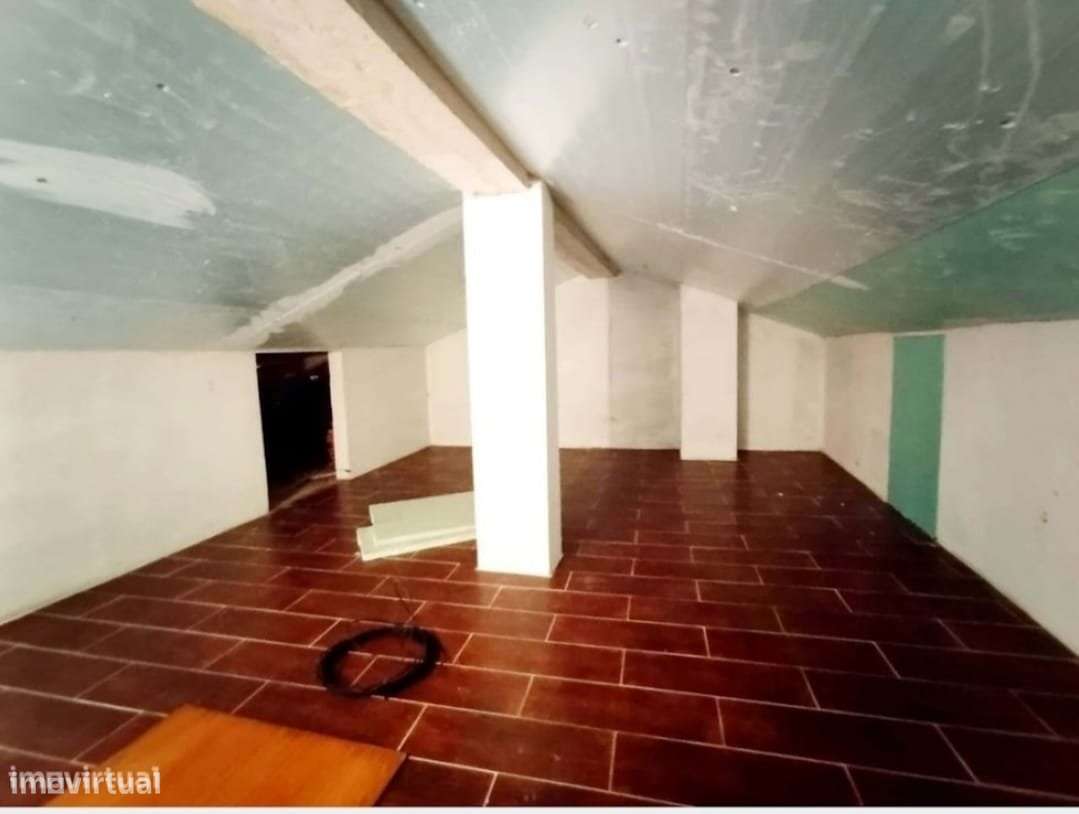 Moradia T2 totalmente renovada em Formoselha-22