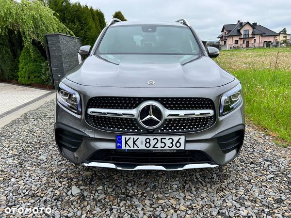 Mercedes-Benz GLB 250 4-Matic AMG Line 8G-DCT - 3