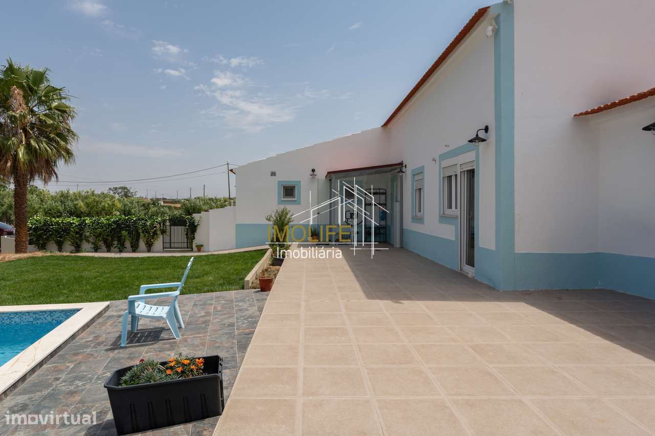 Moradia T4 com Piscina + Moradia T1 - Moita-5