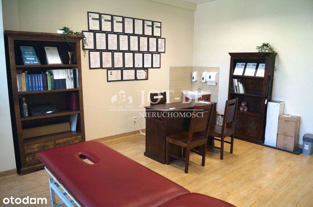 Lokal medyczny w budynku Ośrodku Zdrowia. - Pełny obrazek: 2/9