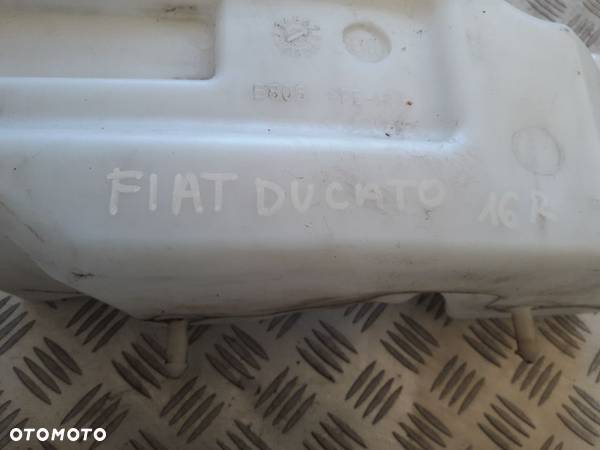 Fiat Ducato 2.3 16r zbiornik spryskiwaczy - 2