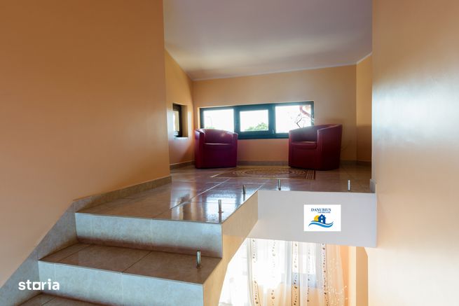 Vila de vanzare 6 camere in oras pret 250000neg-3