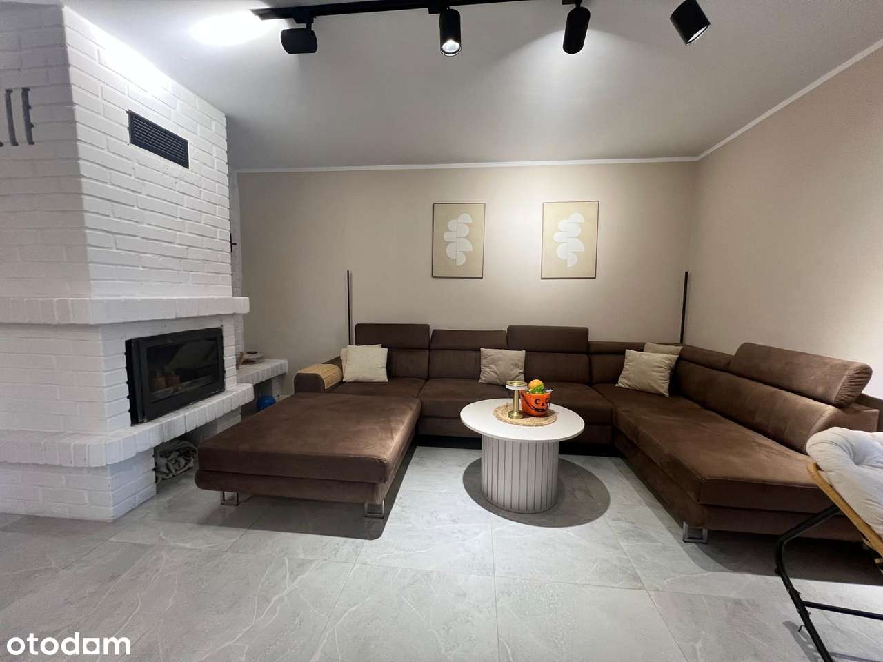 Z widokiem na jezioro !! Wysoki standard !! Piękny dom !! Duża działka - Pełny obrazek: 4/20