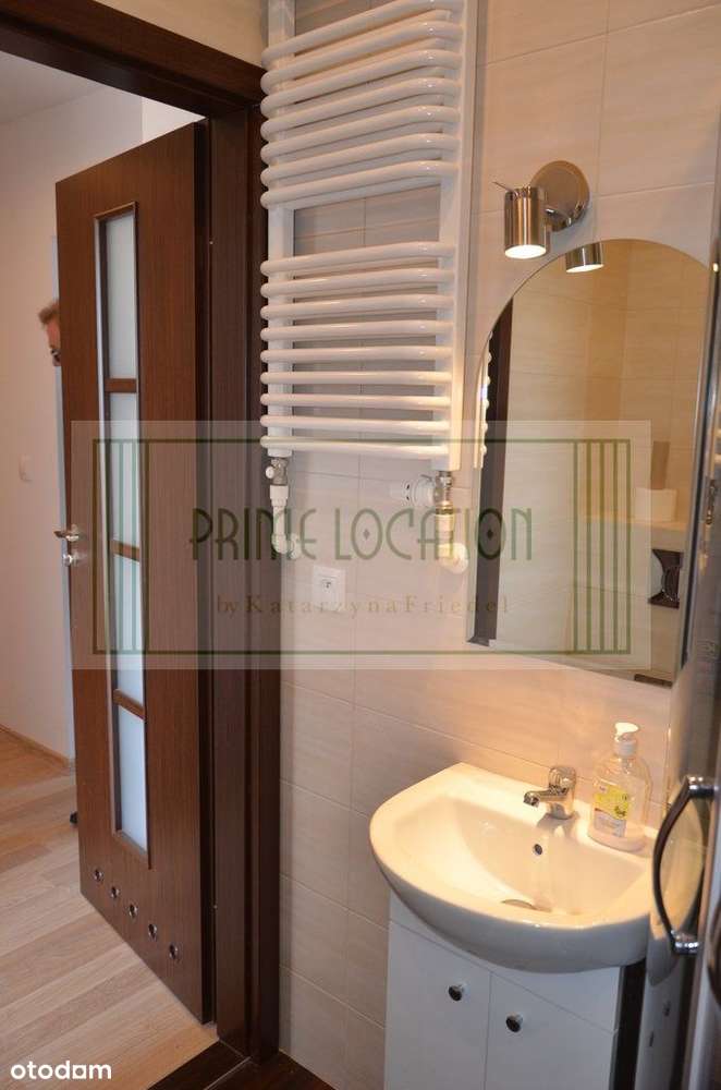 nowoczesne 2 pokoje w sercu miasta-5