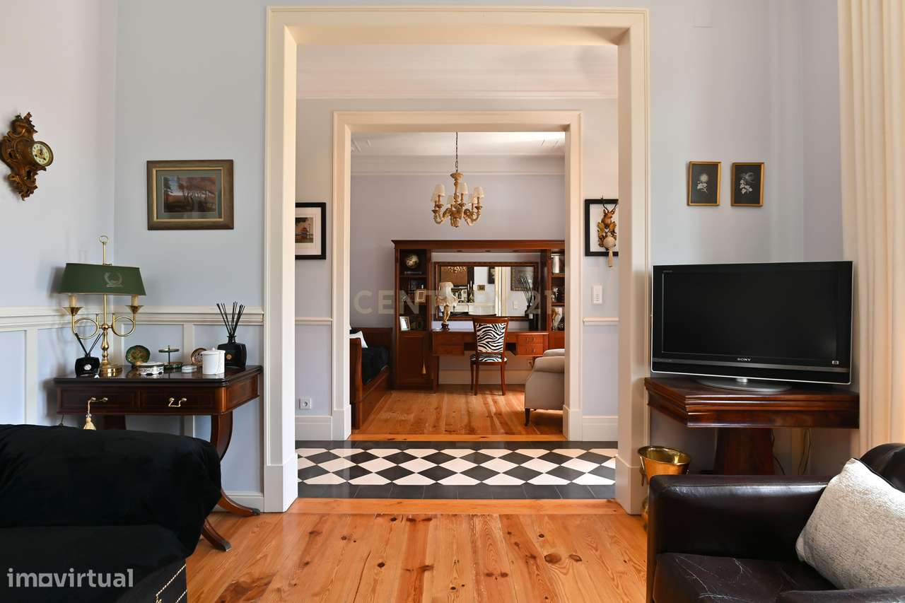 Moradia Clássica de Charme – Luxo e Exclusividade em Oeiras - Grande imagem: 5/36