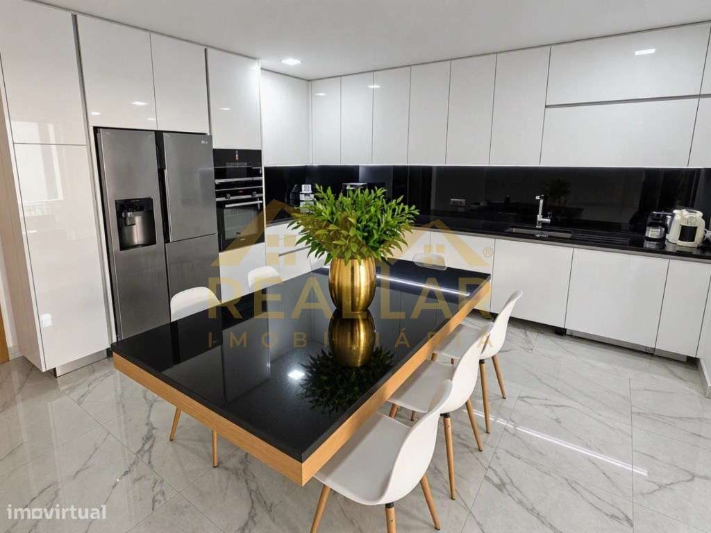 Moradia T3 Exclusiva com Piscina e Terreno de 2.230 m2| Rio Mau, Vi...-3