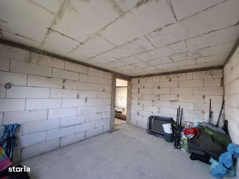 Vanzare casa la gri in comuna Tatarani, jud. Dambovita-8