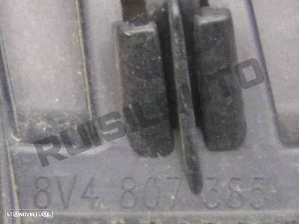 Guia / Encaixe Parachoques Trás Meio 8v480_7385 Audi A3 (8v) [2 - 4