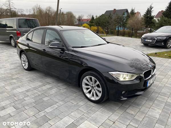 BMW Seria 3 316d - 4