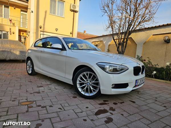 BMW Seria 1 116i Aut. Sport Line - 8