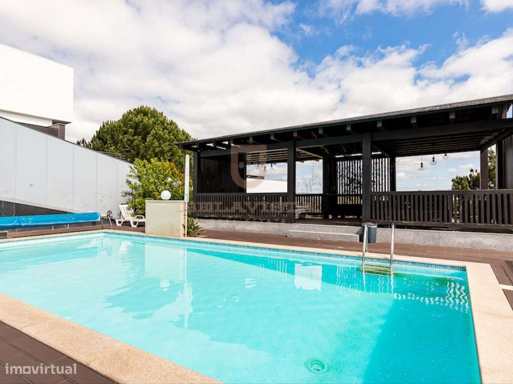 Moradia T4 com piscina aquecida e furo - Leiria - Pousos-24