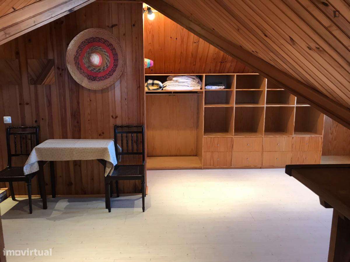 Quarto - localizado em Estoril Lisbon - Grande imagem: 4/10