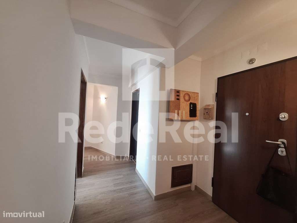 Apartamento T2 com vista ria - Bom João, Faro - Grande imagem: 4/26