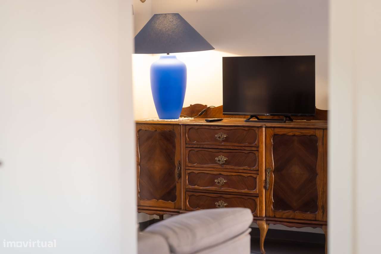 Moradia T-1  Casas do Sopé da Serra, piscina e estacionamento-14