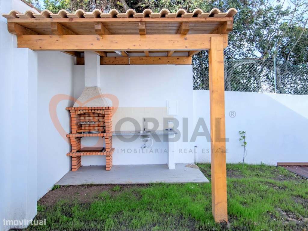 Moradia para venda em Albufeira com 6 quartos e piscina-56