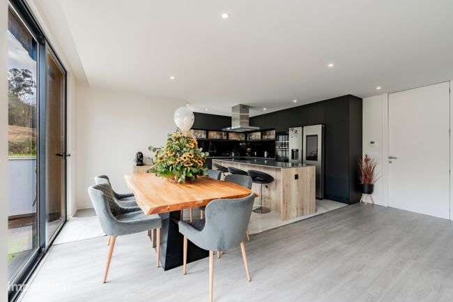 MORADIA GEMINADA T4+1, em PALMEIRA, BRAGA - Grande imagem: 5/46