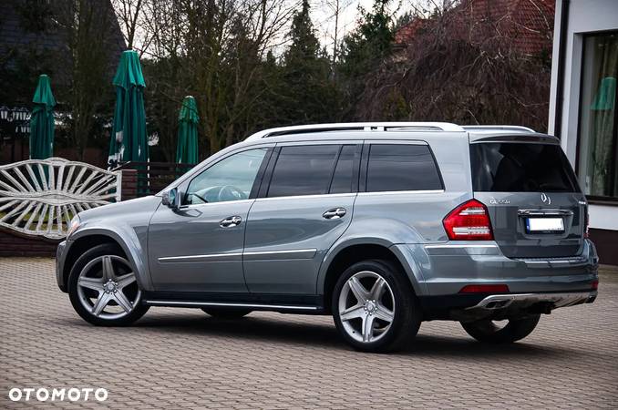 Mercedes-Benz GL 500 4Matic (BlueEFFICIENCY) 7G-TRONIC - 14