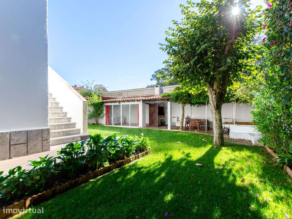 Moradia T4 + 1 em Tercena-39