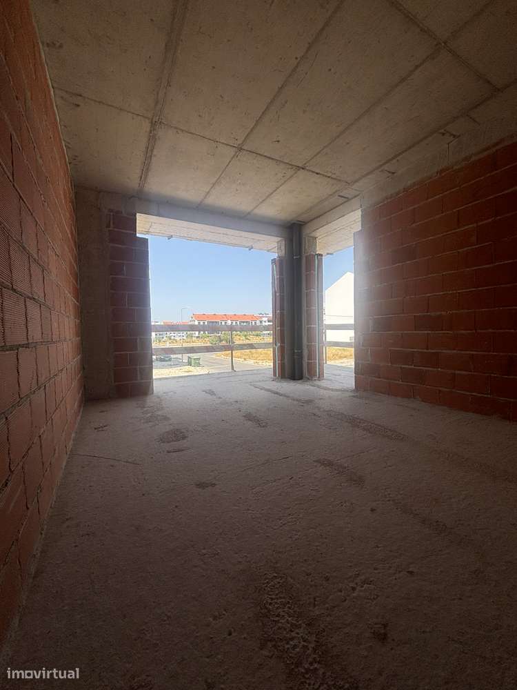 Excelente Apartamento T3 Novo em Pinhal Novo-14