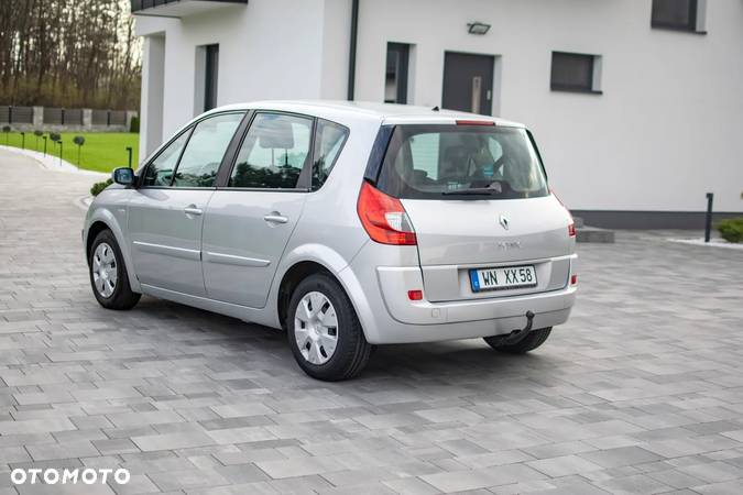 Renault Scenic - 18