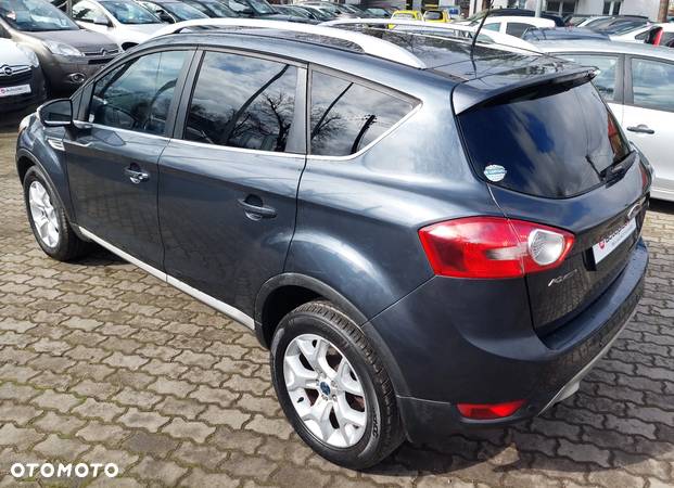 Ford Kuga 2.0 TDCi Titanium FWD - 12