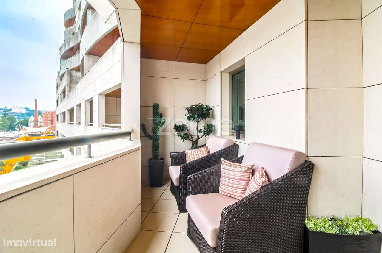 Apartamento T4 - Vista Rio - Piscina - 4 Varandas - Garagem 4 Carros - Grande imagem: 5/60