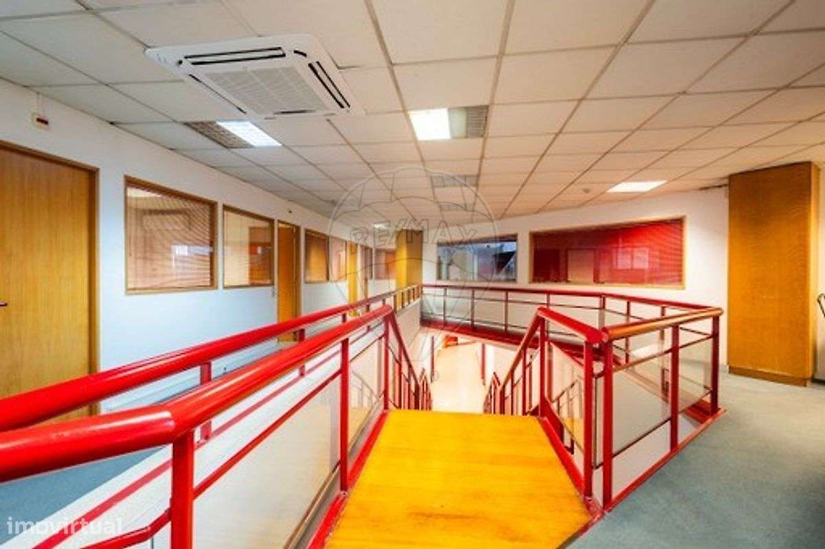 Escritório  para arrendamento - Grande imagem: 3/18
