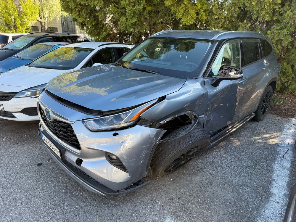 Toyota Highlander 2.5 Hybrid Business Edition 2024
