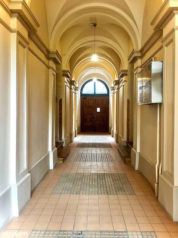 Kazimierz – 2-pokojowe mieszkanie 52 m² z oddzieln-11