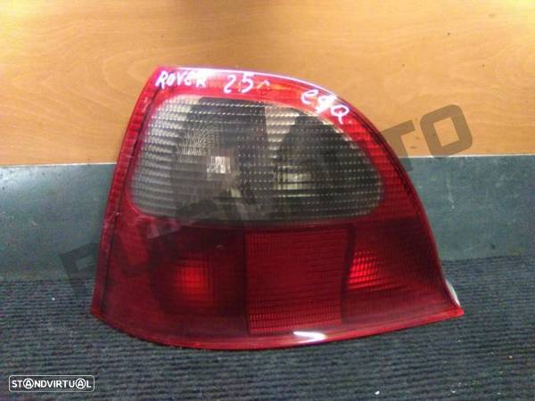 Farolim Trás Painel Esquerdo  Rover 25 Hatchback 1.4 16v - 1