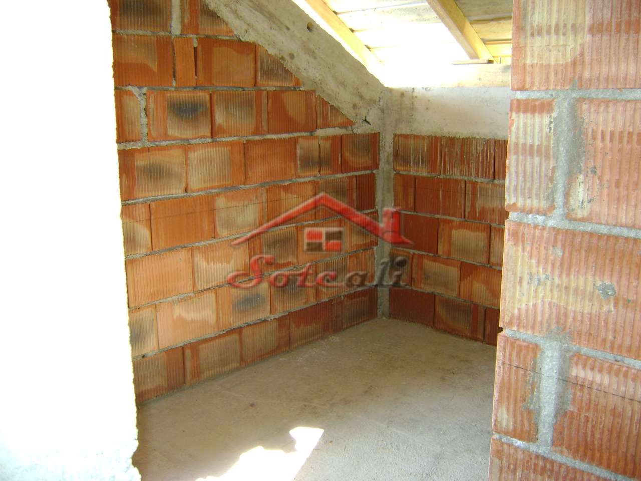 Casă Nouă de Vânzare în Cornu de Jos-8
