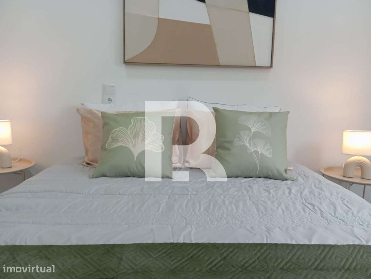 Apartamento T3 Totalmente Remodelado em Benfica-15