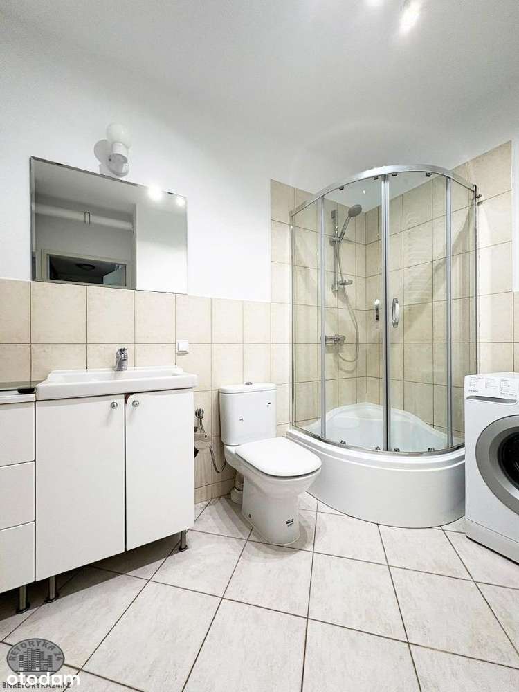 Lea - Kameralny Bud-Garaż-6