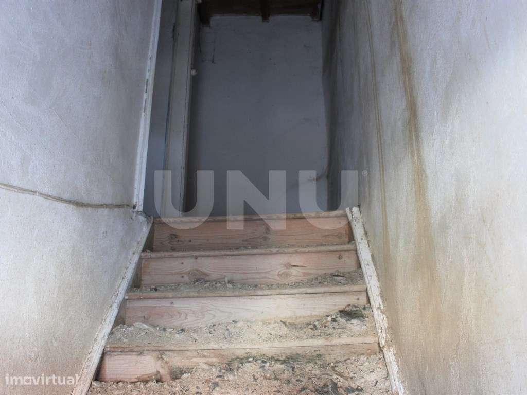 Moradia T1 para Remodelar em Rosmaninhal, Idanha-a-Nova - Grande imagem: 5/7