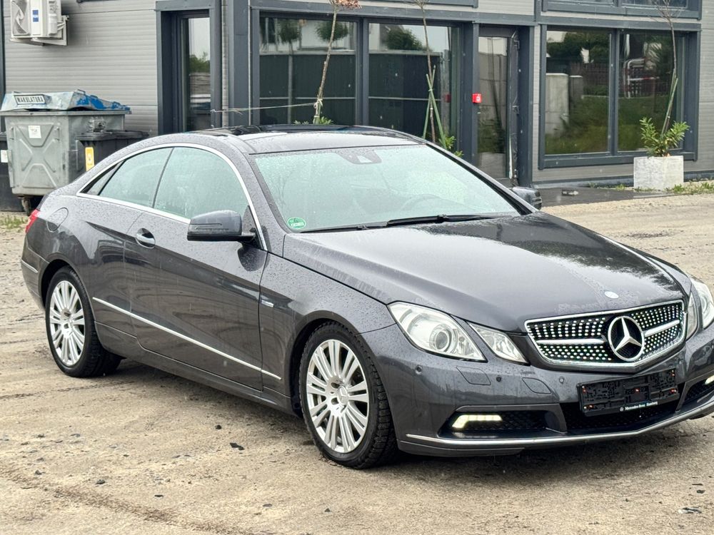 Mercedes-Benz E W212/W207 350 CDI DPF BlueEFFICIENCY 7G-TRONIC Avantgarde 2010