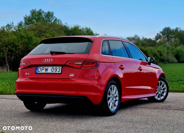 Audi A3 1.6 TDI Sportback ultra Attraction - 2