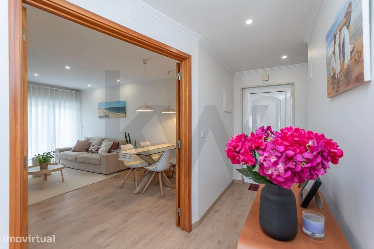 Venda | Apartamento T2 em Belas com 2 lugares de estacionamento - Grande imagem: 5/40