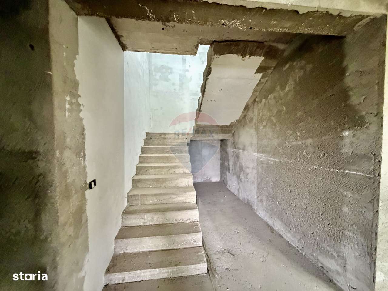 Casă / Vilă Caisului 90% gata - Imagine principală: 4/20