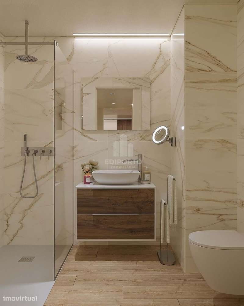 Apartamento T2 com Varanda e Garagem em Condomínio Fechado Conforto, Q-22