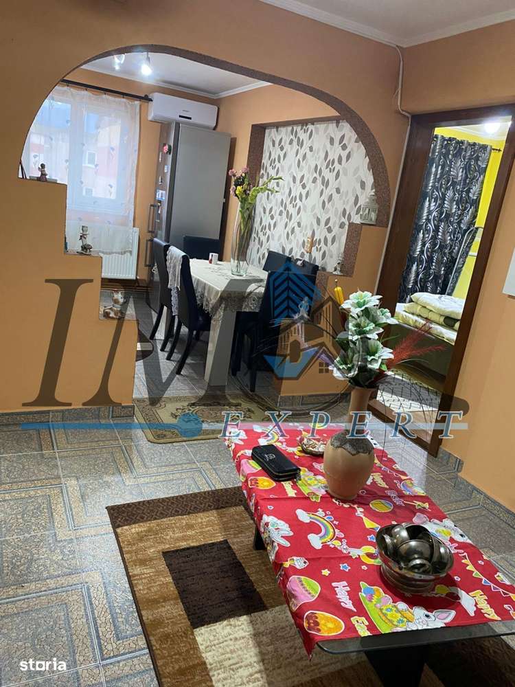 Apartament de vanzare 2 camere in Cetate Alba Iulia-2