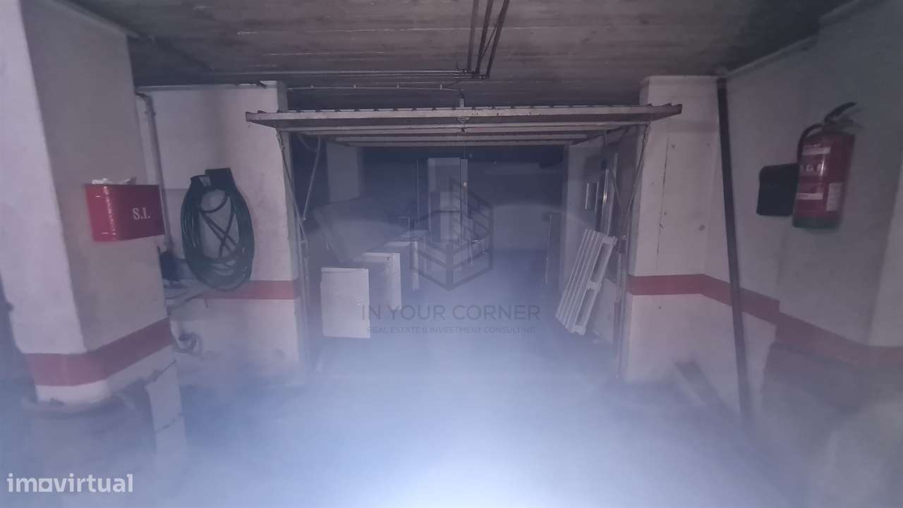 T2 em Conversão com Logradouro e Garagem Privativa – Oportunidade na A-32