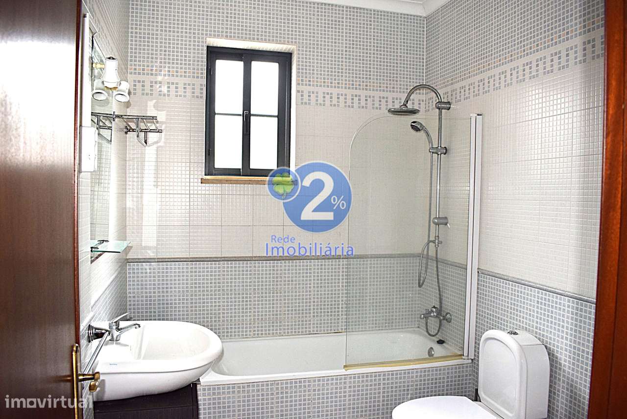Moradia T2 com garagem de 40m2 - Marinha Grande-18