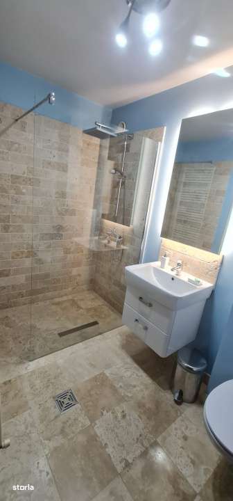 Casa /Vila Lacul Tei D+P+1+M Renovata-10